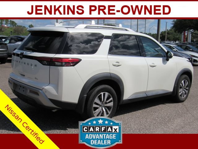 Certified 2022 Nissan Pathfinder SL FWD image 3
