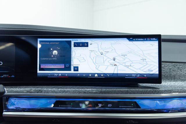 Certified 2023 BMW 760i xDrive AWD/4WD image 17