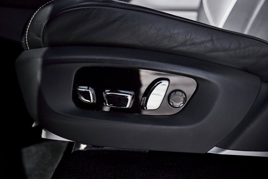 Used 2023 Rolls-Royce Cullinan image 40