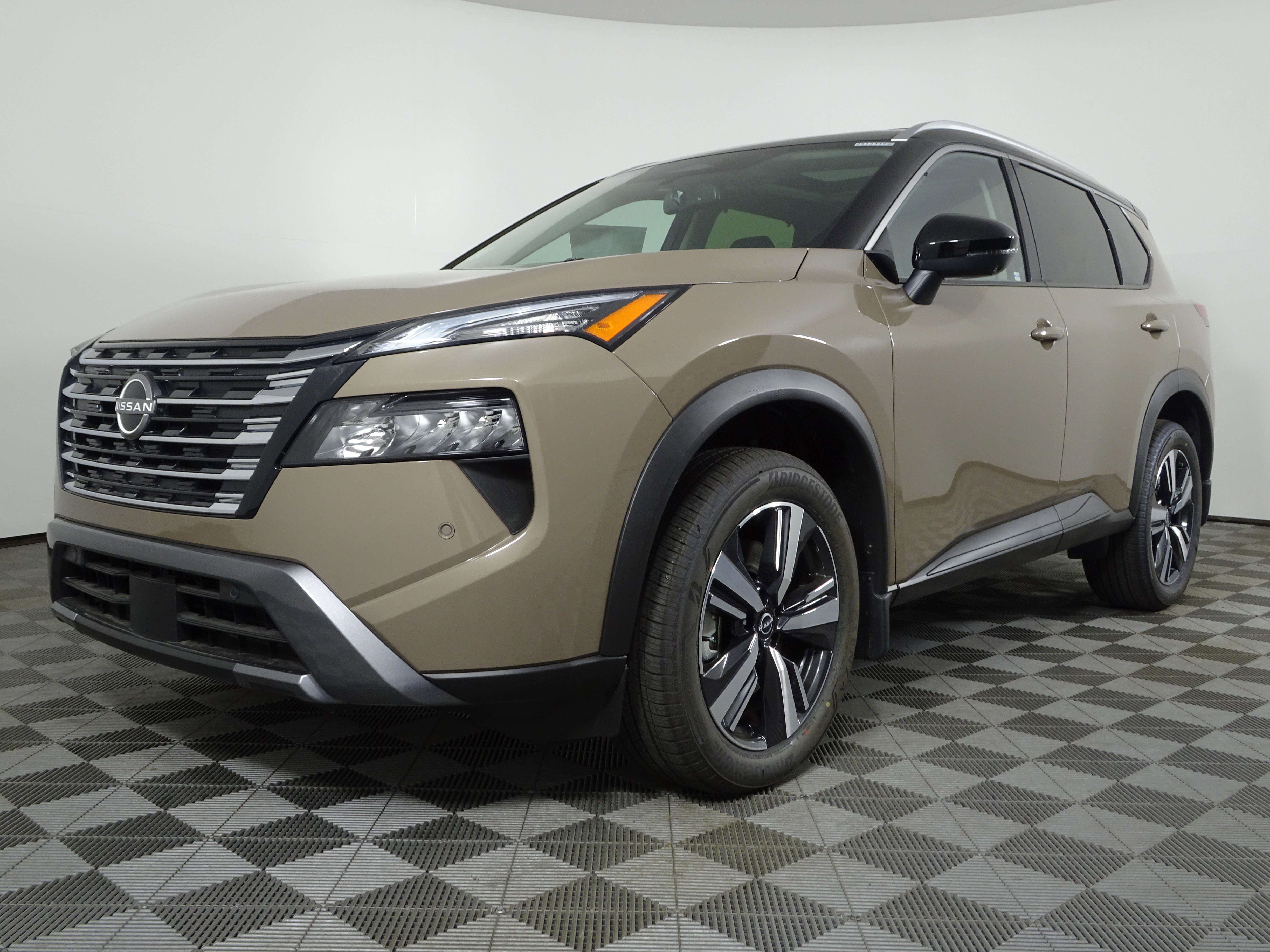 New 2025 Nissan Rogue SL w/ Tech Package image 15