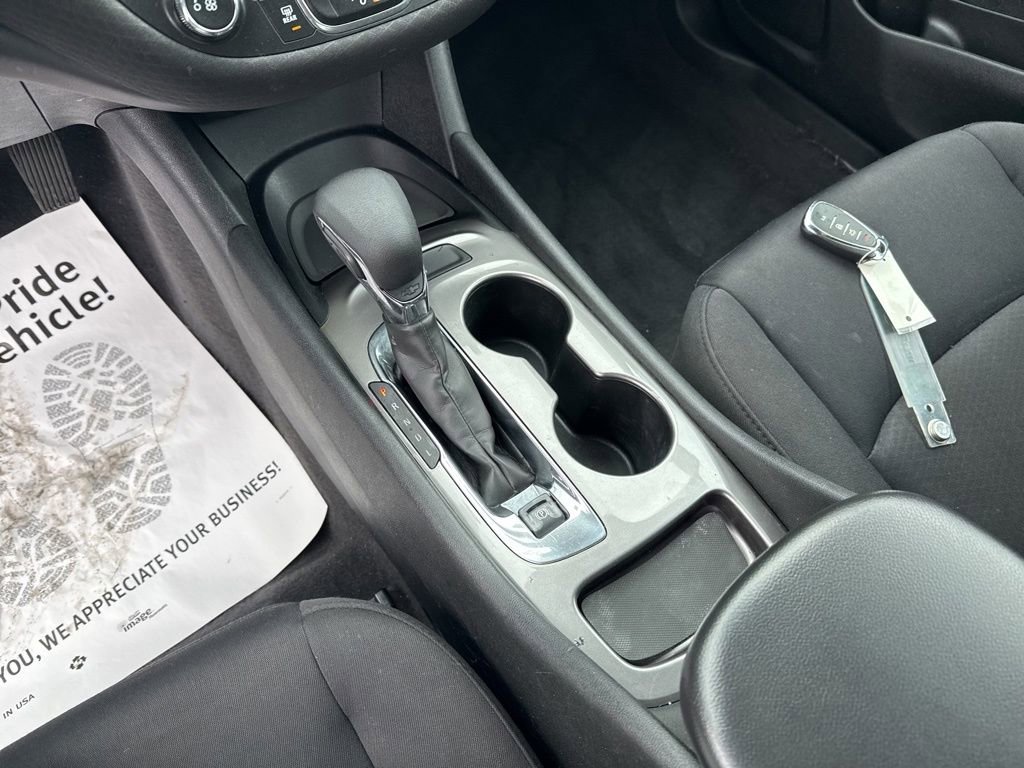 Used 2023 Chevrolet Malibu LS image 23