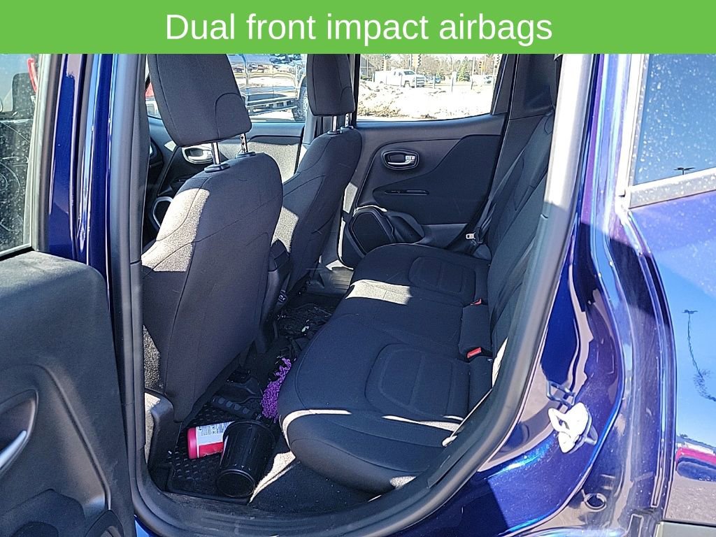 Used 2020 Jeep Renegade Latitude w/ Cold Weather Group image 22