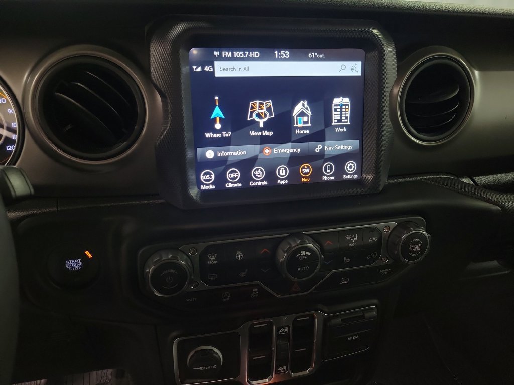 Used 2023 Jeep Gladiator Sport AWD/4WD image 17
