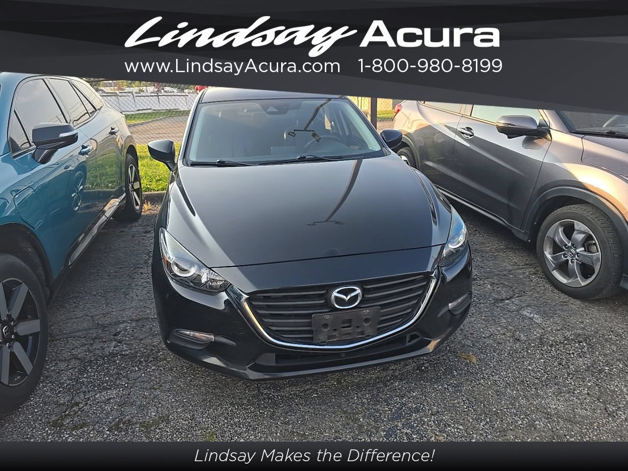 Used 2018 MAZDA MAZDA3 Touring FWD image 2