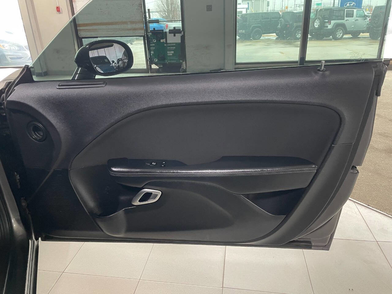 Used 2019 Dodge Challenger SXT image 19