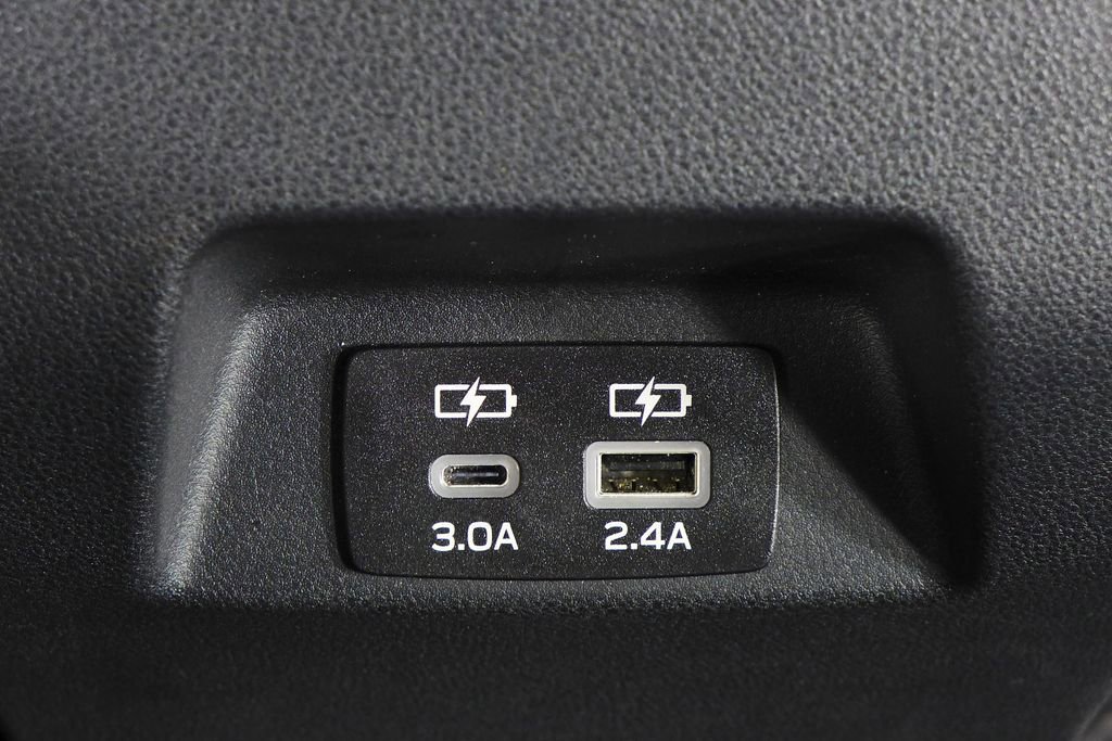 Certified 2025 Subaru Crosstrek 2.5i Limited w/ Crosstrek Mirror Package image 23