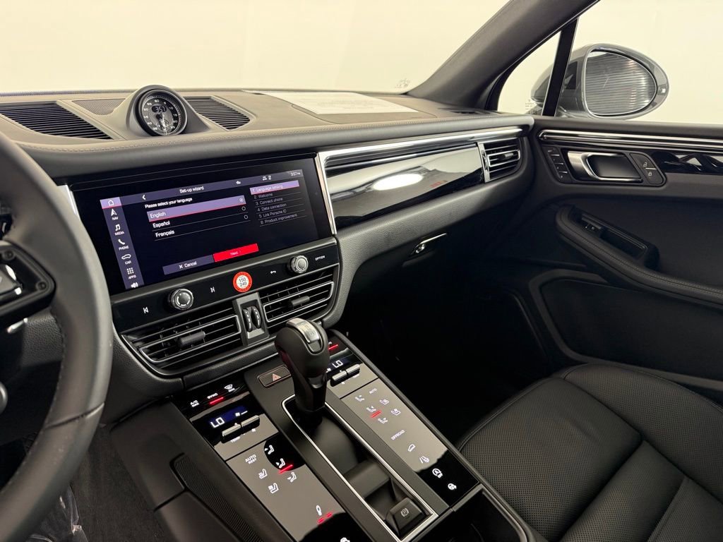 Certified 2026 Porsche Macan Turbo image 23