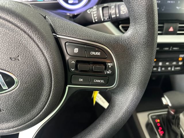 Used 2021 Kia Niro LX image 16