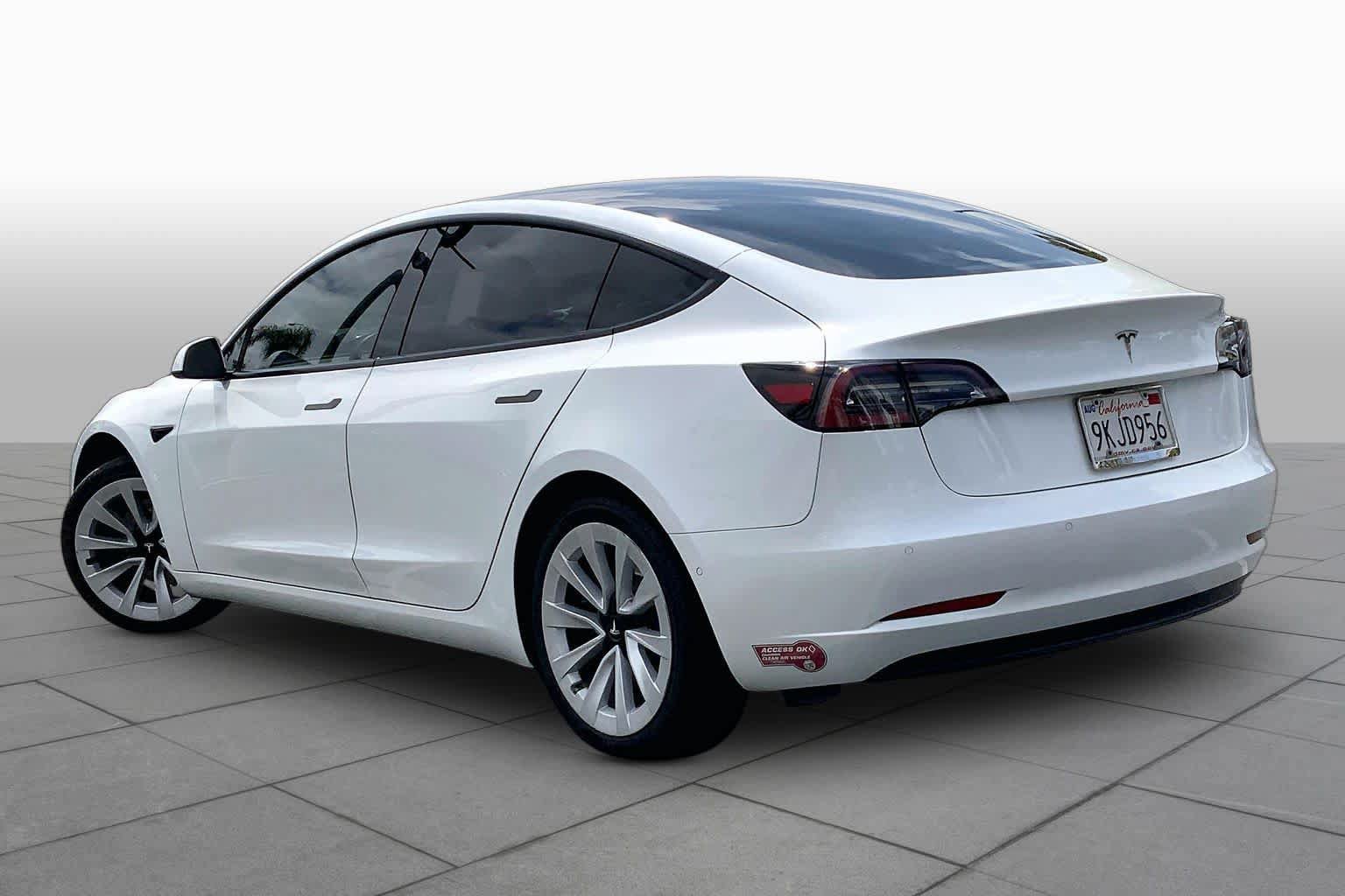 Used 2021 Tesla Model 3 Standard Range Plus RWD image 10