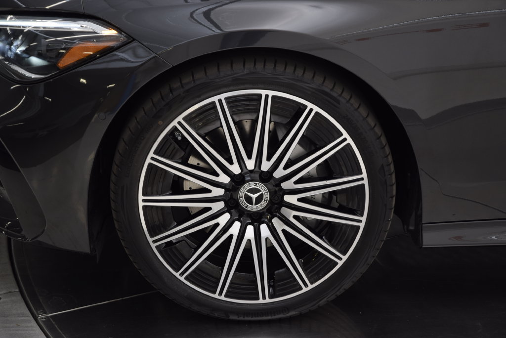 New 2027 Mercedes-Benz CLE 300 4MATIC Coupe image 12