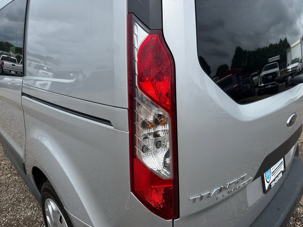 Used 2016 Ford Transit Connect XLT FWD image 31
