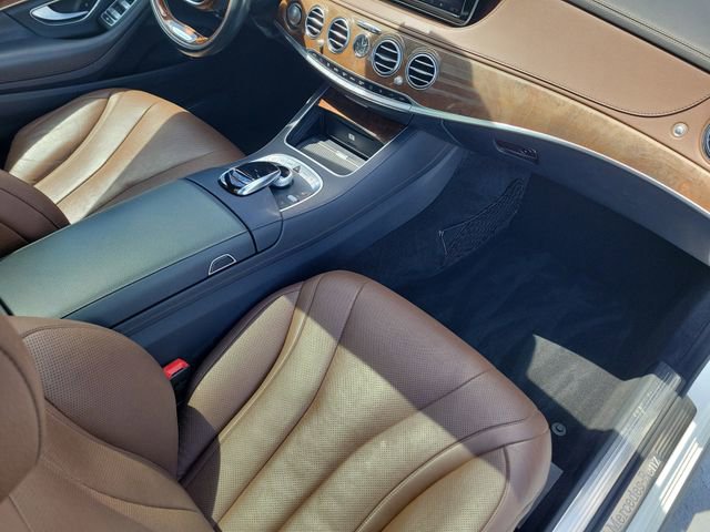 Used 2015 Mercedes-Benz S 550 4MATIC Sedan w/ Sport Package image 20