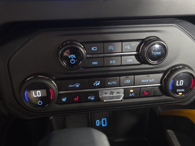 Certified 2024 Ford Bronco Badlands AWD/4WD image 20