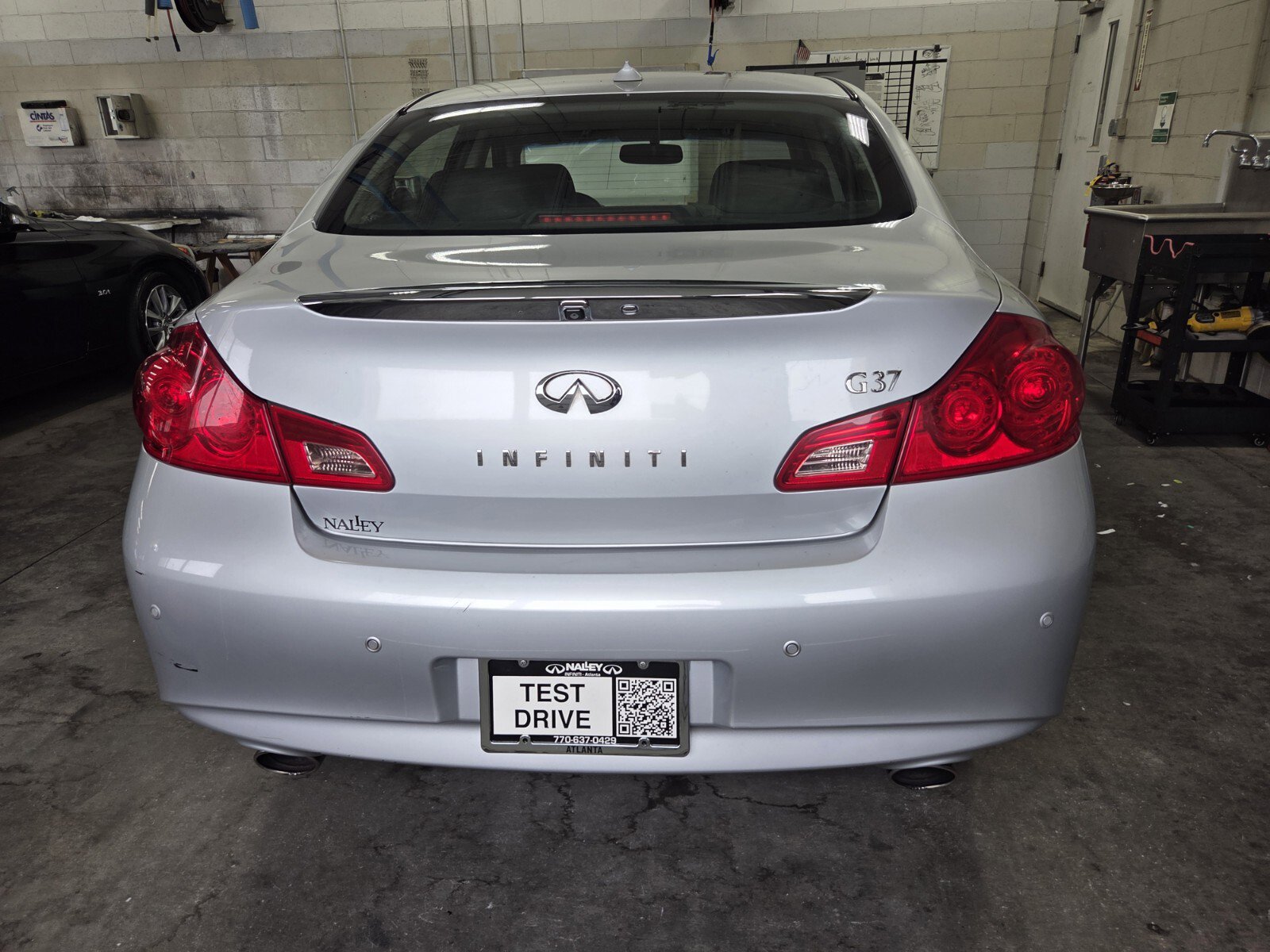 Used 2011 INFINITI G37 Journey w/ Premium Pkg RWD image 5