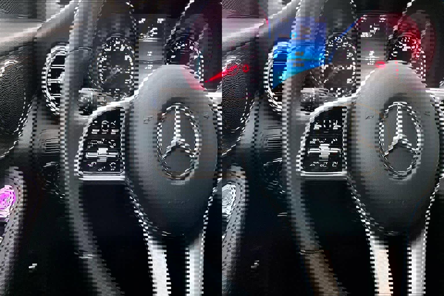 Certified 2022 Mercedes-Benz GLC 300 image 24