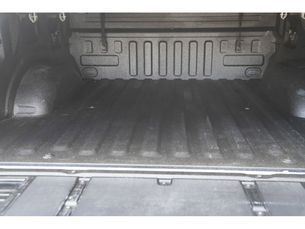 Used 2022 Ford F150 Lariat w/ Equipment Group 502A High image 13
