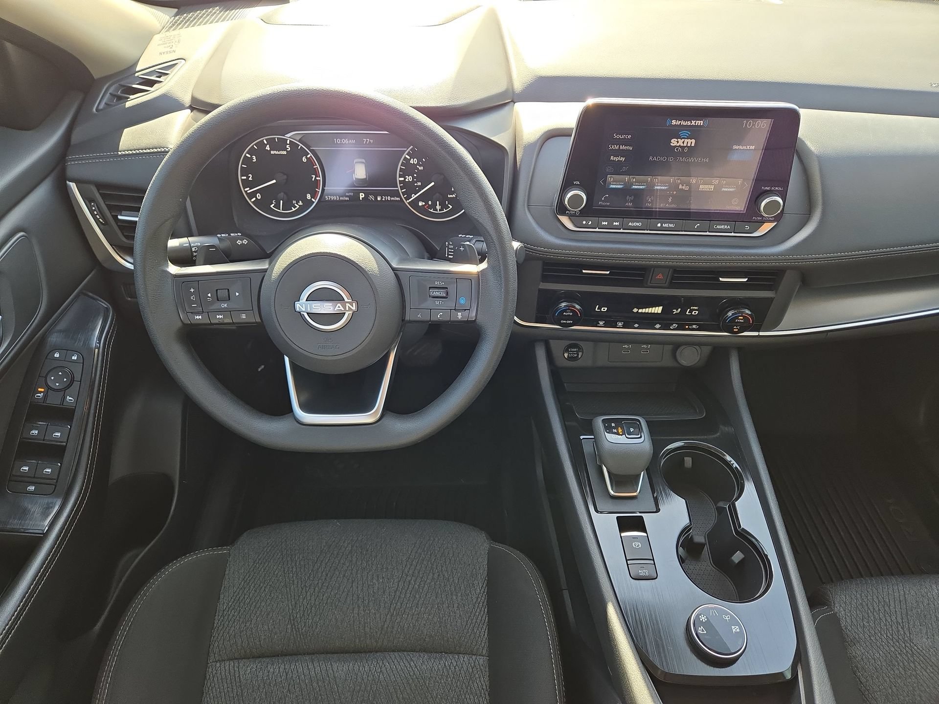 Used 2024 Nissan Rogue SV AWD/4WD image 14