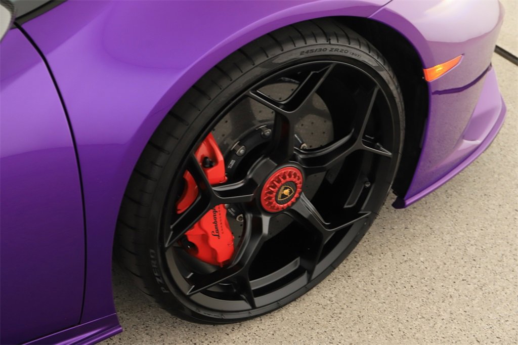 Used 2024 Lamborghini Huracan EVO image 28