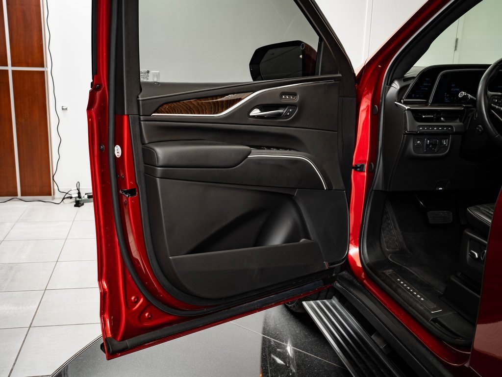 Used 2024 Cadillac Escalade Sport Platinum image 31