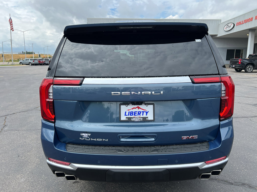 New 2025 GMC Yukon XL Denali w/ Advanced Technology Package image 5