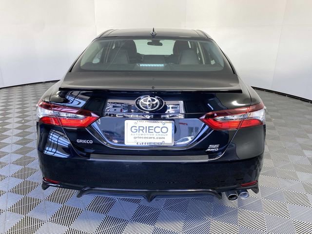 Used 2024 Toyota Camry SE w/ Cold Weather Package AWD/4WD image 7