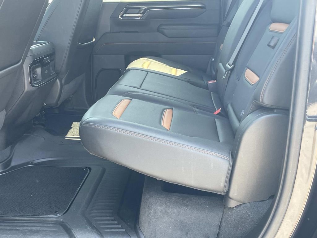 Used 2024 GMC Sierra 2500 AT4 w/ AT4 Premium Plus Package AWD/4WD image 14