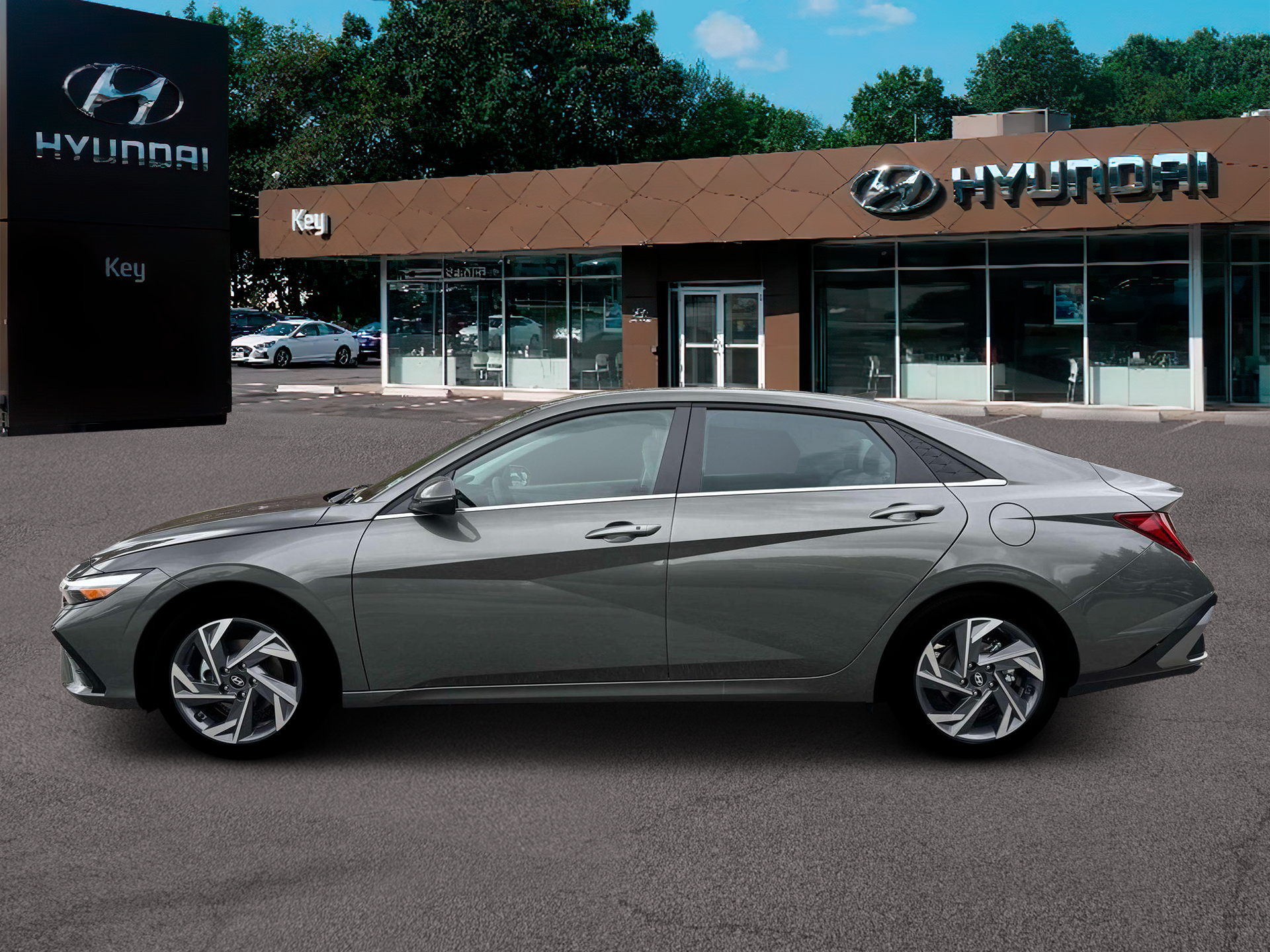 New 2026 Hyundai Elantra Limited FWD image 3