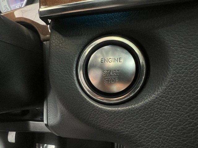 Used 2014 Mercedes-Benz E 350 4MATIC Sedan image 28