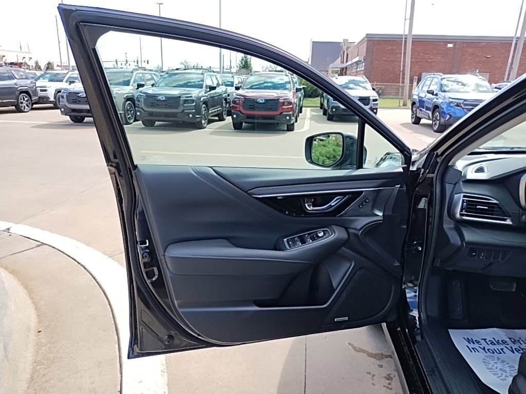 Certified 2025 Subaru Legacy Limited image 18