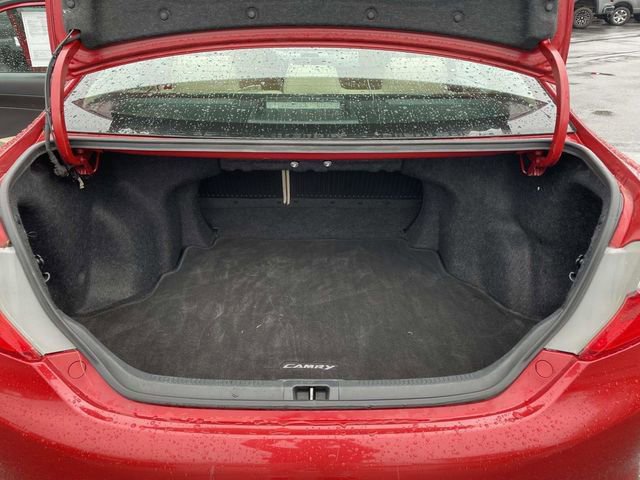 Used 2014 Toyota Camry XLE w/ Leather Package image 9