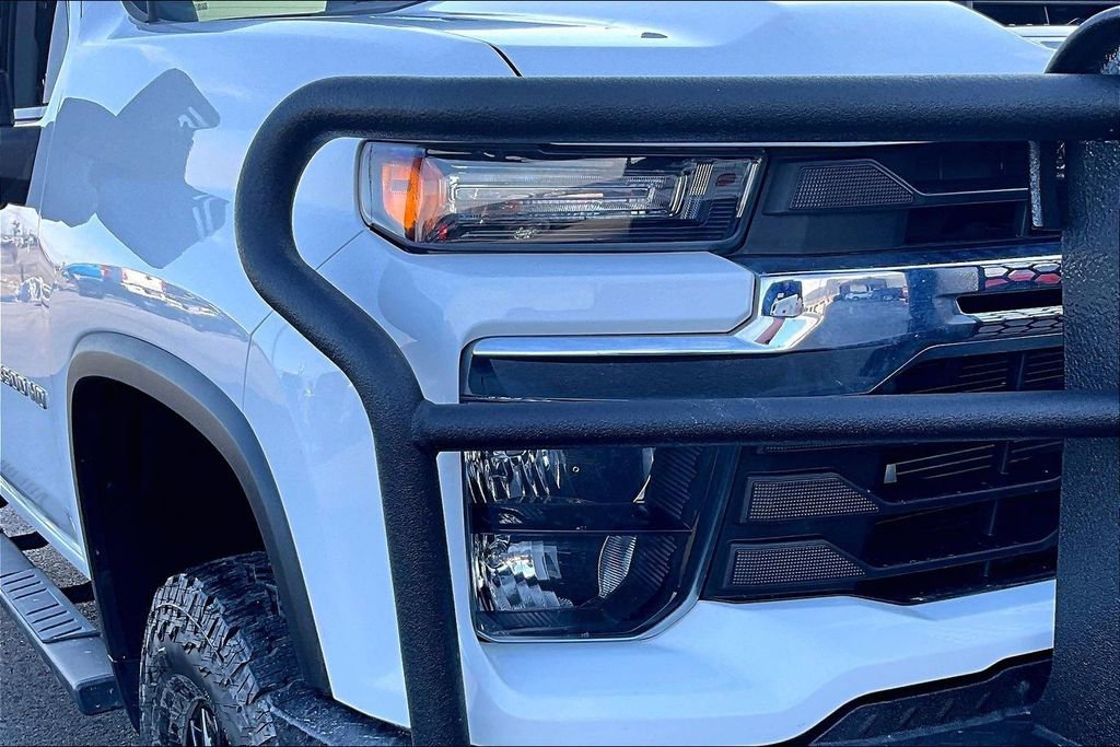 Used 2024 Chevrolet Silverado 3500 LT w/ Convenience Package image 30