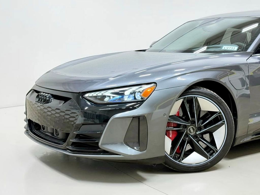 Used 2022 Audi RS e-tron GT w/ Year 1 Package AWD/4WD image 3