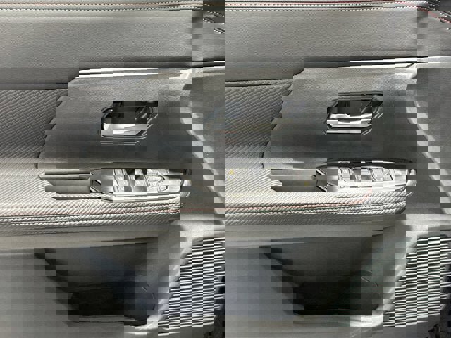 New 2026 Nissan Kicks SR w/ SR Premium Package image 17