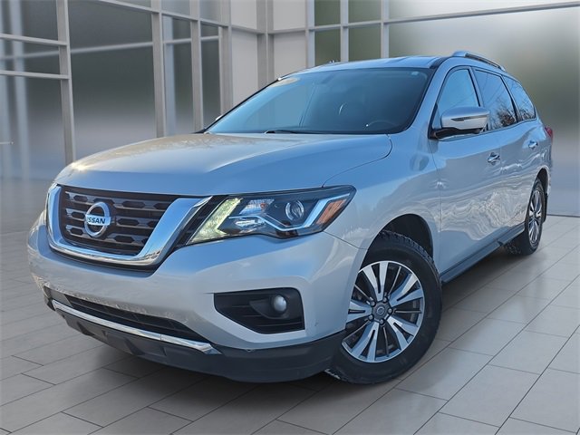 Certified 2020 Nissan Pathfinder SL image 1
