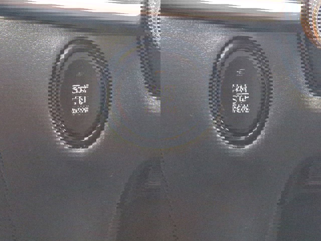 Used 2024 MAZDA CX-30 Carbon image 27