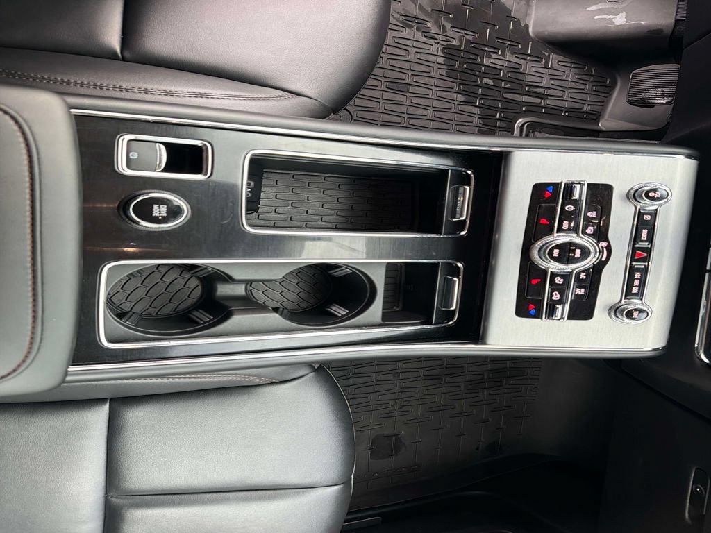 Used 2023 Lincoln Aviator AWD w/ Premium Package image 28