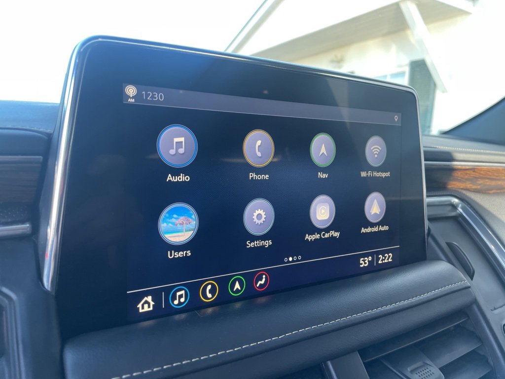 Used 2021 Chevrolet Suburban Premier w/ Premium Package image 21