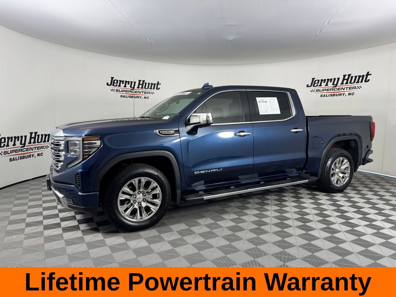 Used 2022 GMC Sierra 1500 Denali RWD image 11