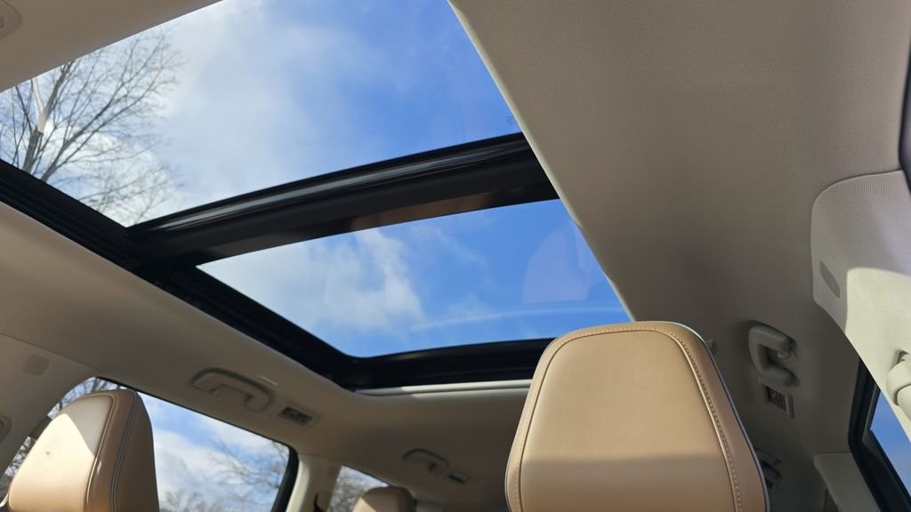 New 2026 INFINITI QX80 Luxe w/ Cargo Package image 3