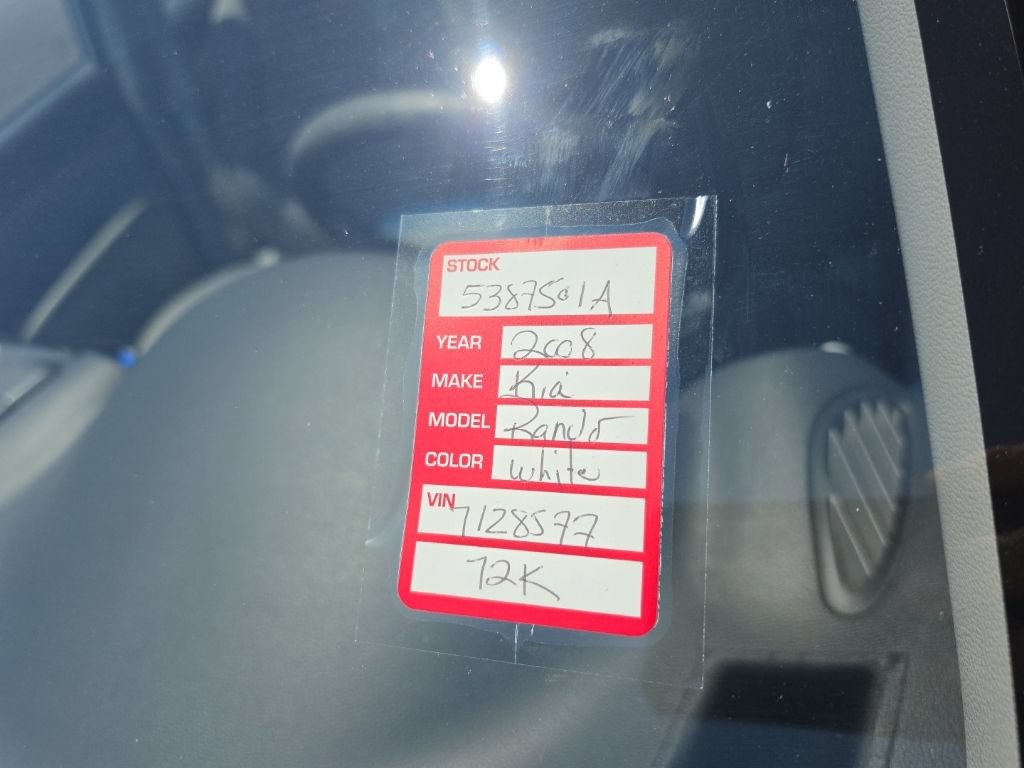 Used 2008 Kia Rondo EX FWD image 8