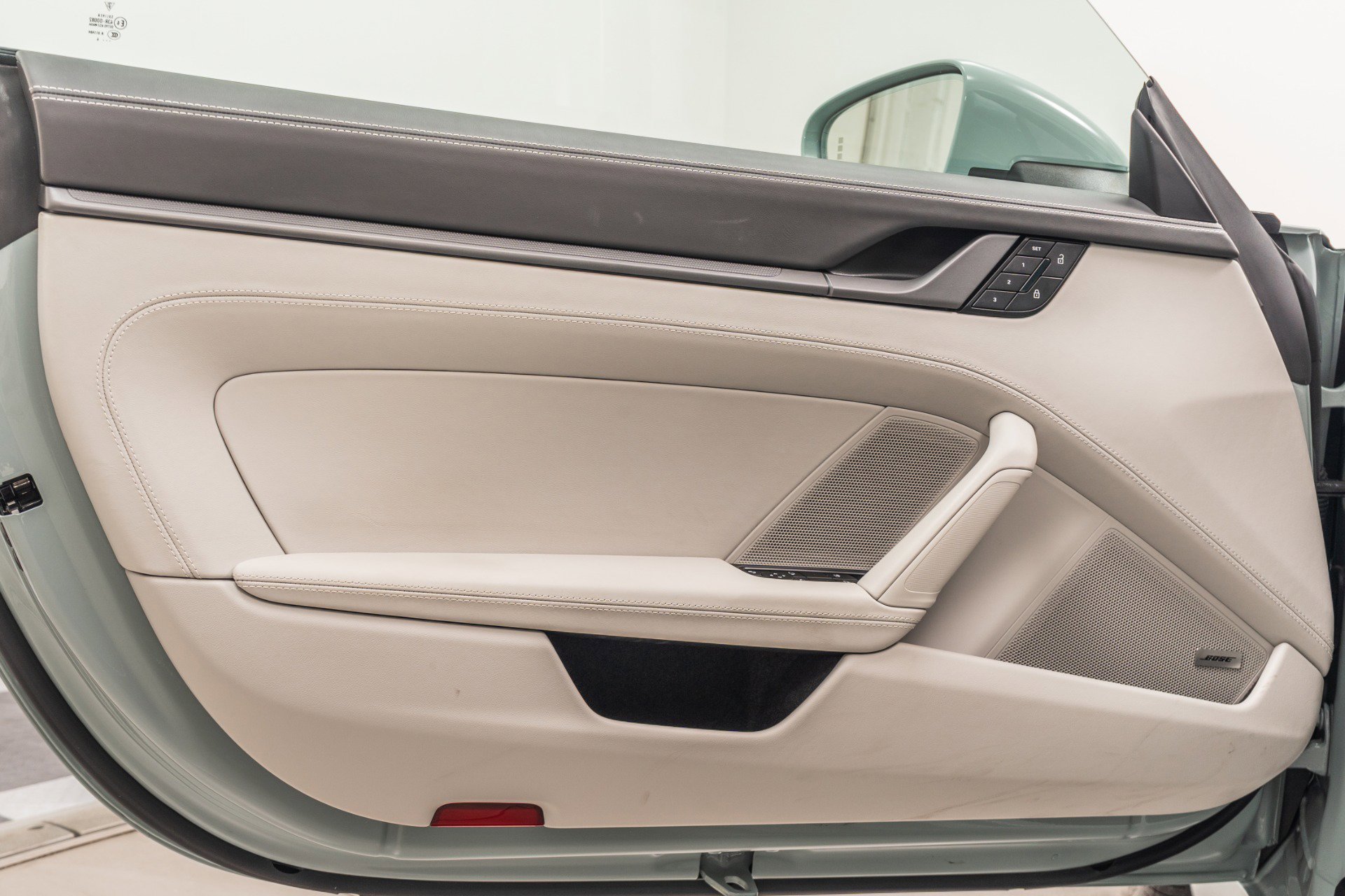 Used 2025 Porsche 911 Carrera image 43