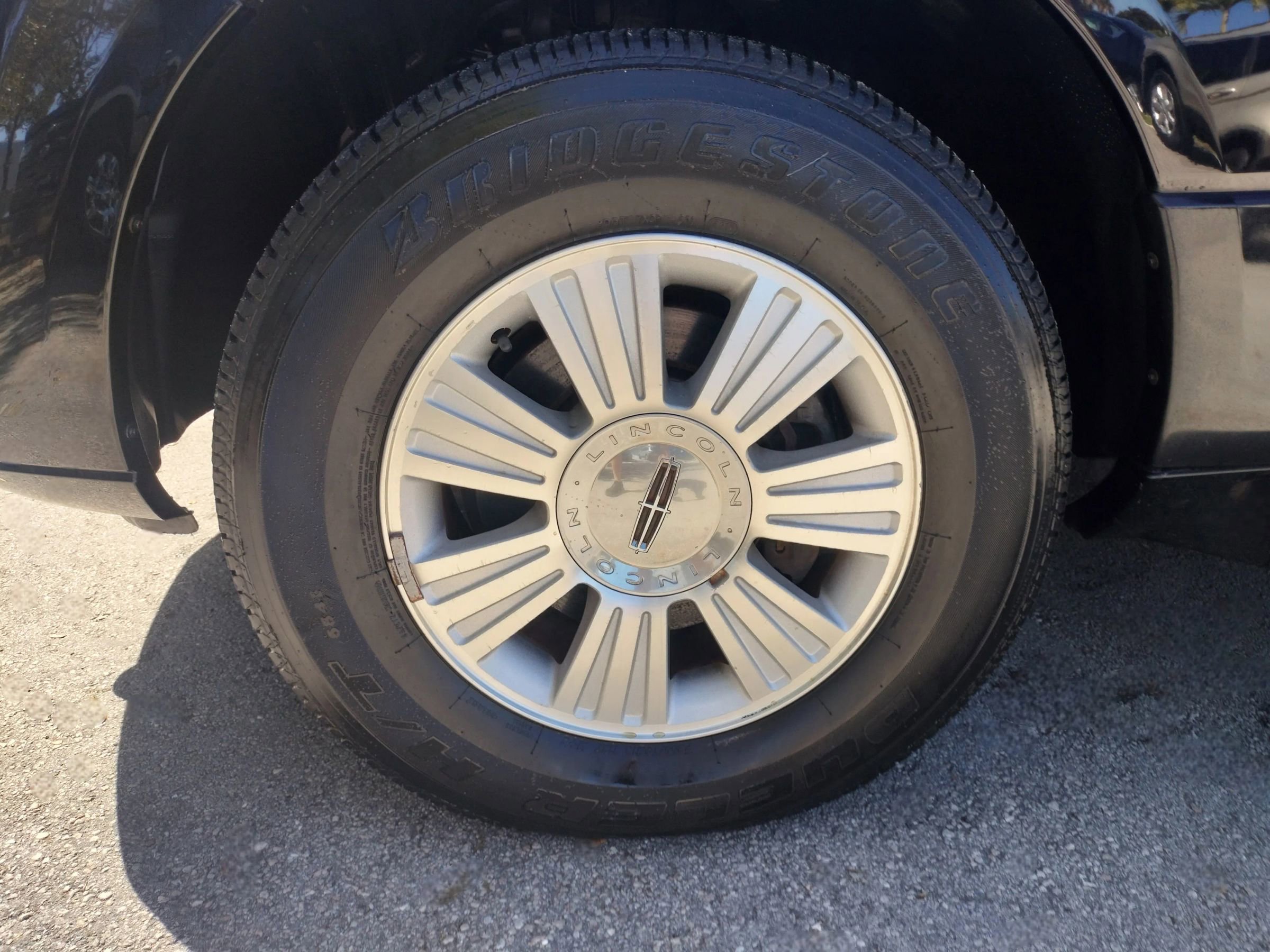 Used 2008 Lincoln Navigator 2WD image 28