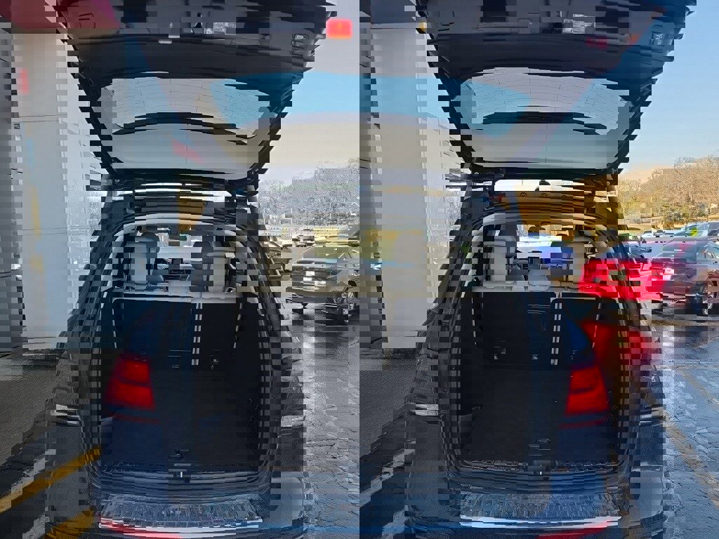 Used 2018 Mercedes-Benz GLE 350 4MATIC w/ Premium 2 Package image 6