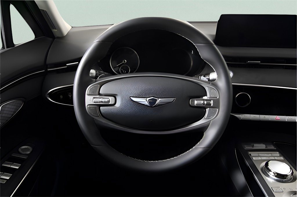 Used 2025 Genesis GV70 2.5T image 13