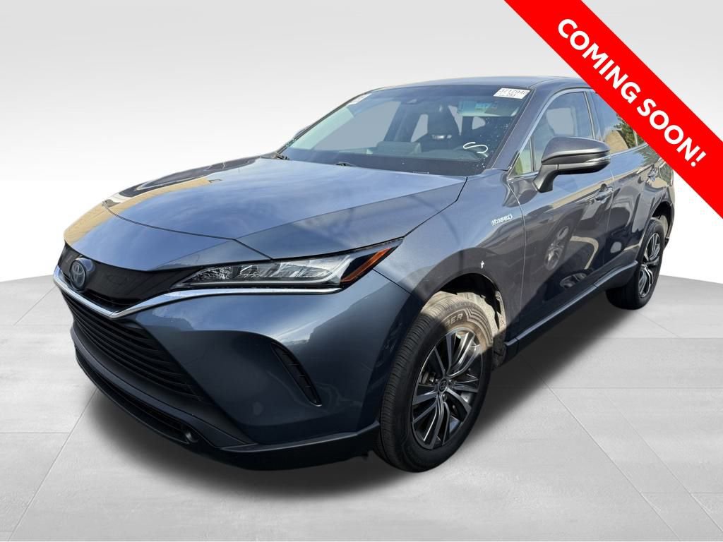 Used 2021 Toyota Venza LE w/ Carpet Mat Package (TMS) image 1