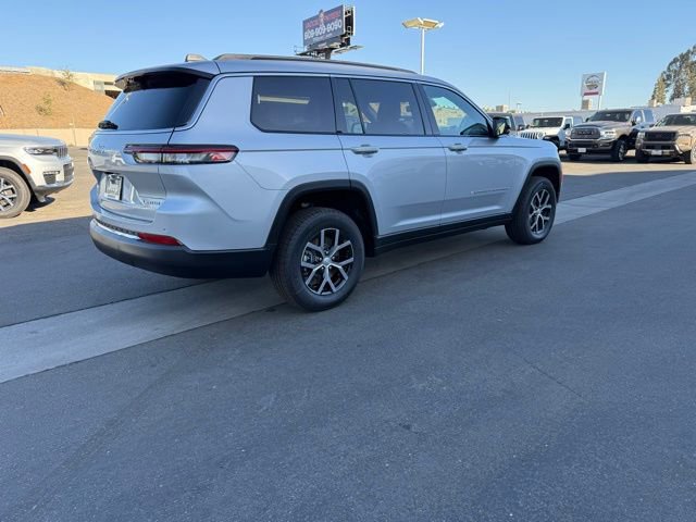 New 2025 Jeep Grand Cherokee L Limited w/ Luxury Tech Group II RWD image 6