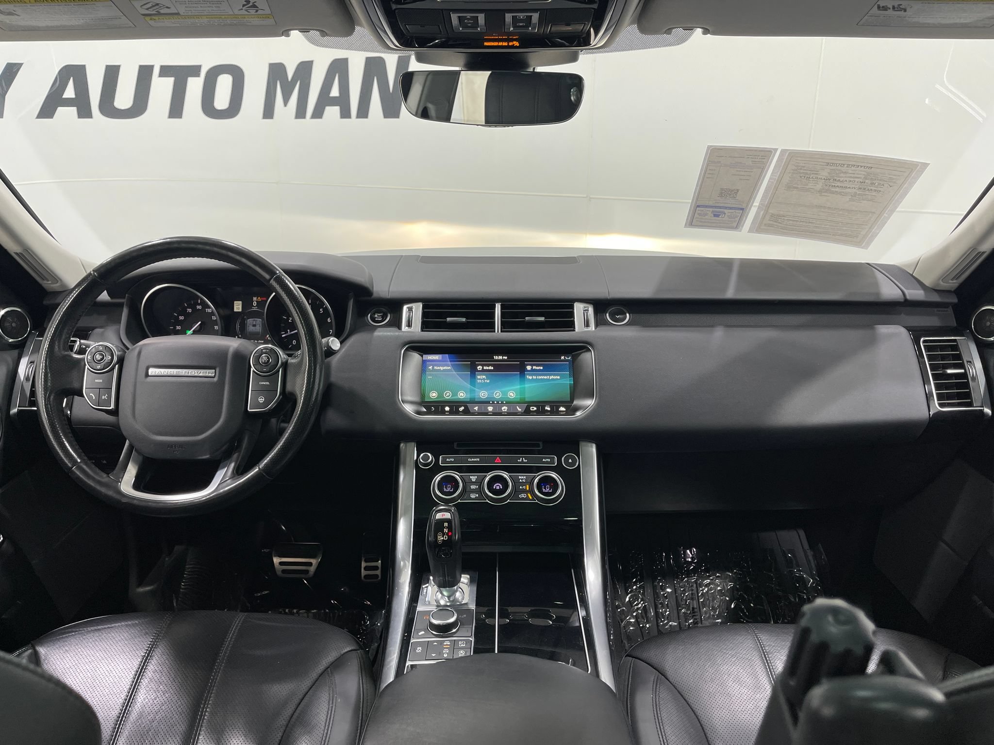 Used 2017 Land Rover Range Rover Sport HSE AWD/4WD image 19