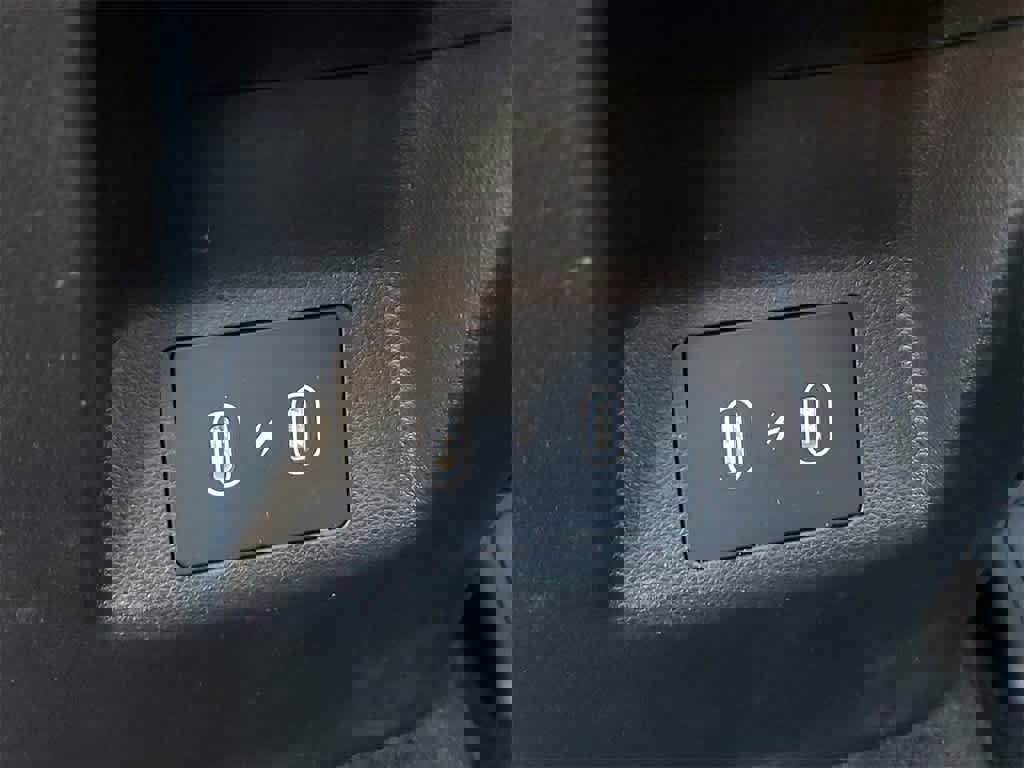 Used 2025 Hyundai Tucson SE image 11