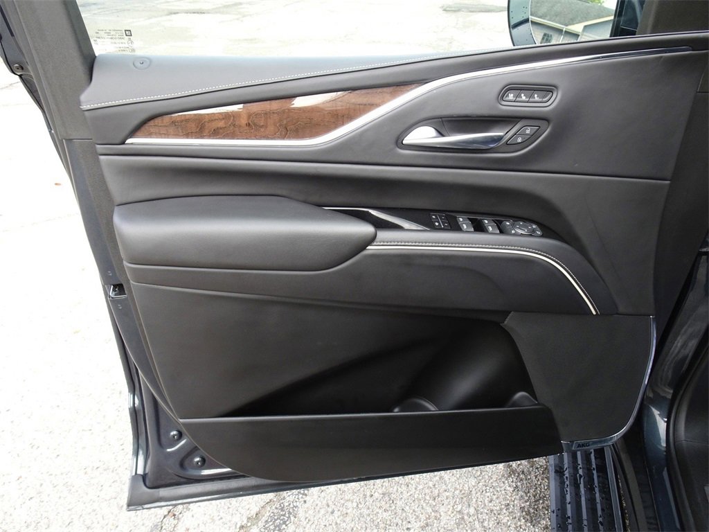 Used 2022 Cadillac Escalade ESV Premium Luxury Platinum w/ LPO, Floor Liner Package image 12