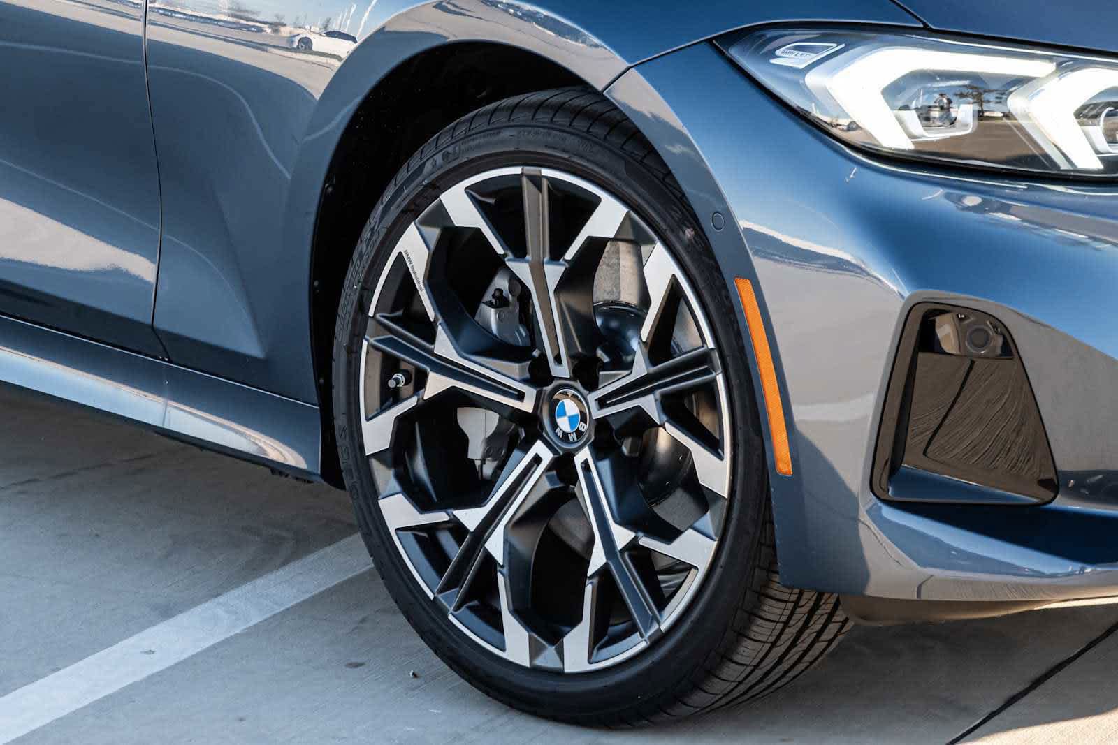 Used 2026 BMW 330i Sedan w/ Premium Package RWD image 8